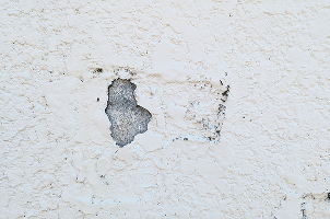 外壁のひび割れの様子